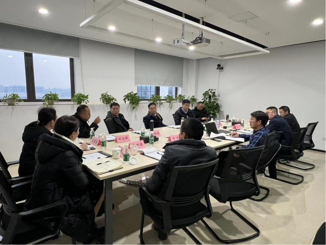 西南石油大學黨委書記張烈輝一行參觀萬普?。汗仓\技術創新與合作發展 西南石油大學黨委書記張烈輝一行參觀萬普?。汗仓\技術創新與合作發展